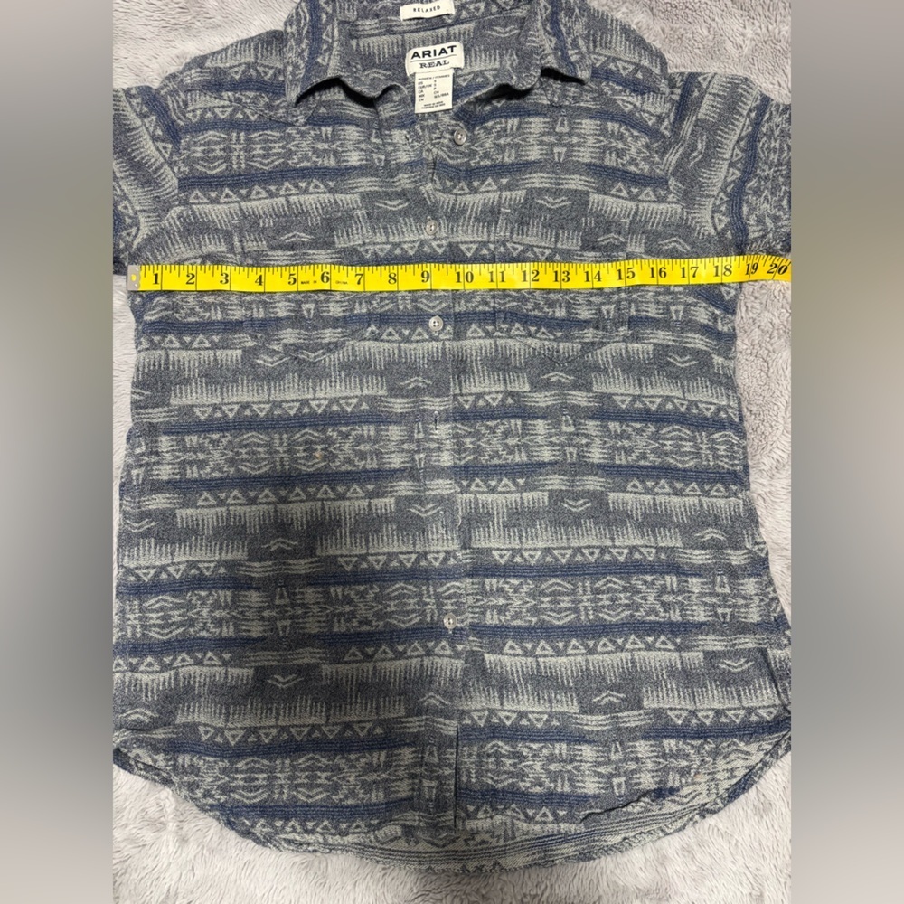 Ariat Women's Blue Geometric Button Down Western Shirt Size Small - Picture 5 of 5